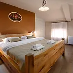 بيت للعطل Mediterrane Steinvilla Mit Privatpool, Whirlpool, Darts, Billard, Tischtennis, Gym