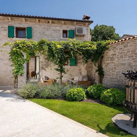 Holiday home Mediterrane Steinvilla Mit Privatpool, Whirlpool, Darts, Billard, Tischtennis, Gym *