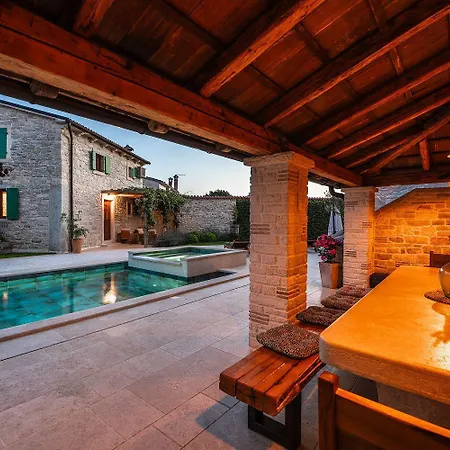Mediterrane Steinvilla Mit Privatpool, Whirlpool, Darts, Billard, Tischtennis, Gym Holiday home Selina