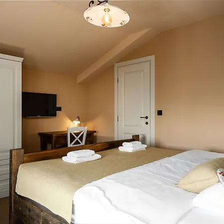 Mediterrane Steinvilla Mit Privatpool, Whirlpool, Darts, Billard, Tischtennis, Gym Holiday home