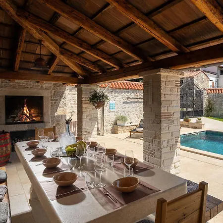 Mediterrane Steinvilla Mit Privatpool, Whirlpool, Darts, Billard, Tischtennis, Gym بيت للعطل